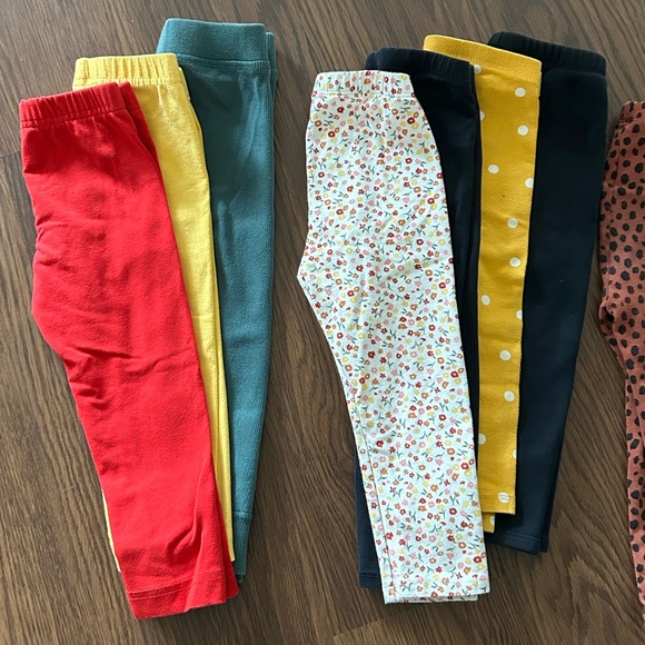 Bundle of 2T Leggings - Picture 3 of 3